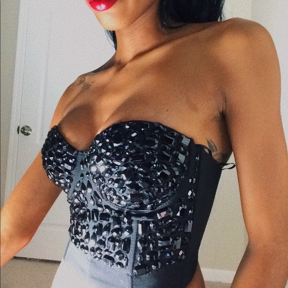 Black Bustier w| rhinestones - Picture 1 of 4